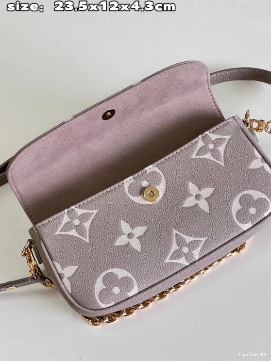 Firstbag Ivy on VUITTON LOUIS Wallet Chain 0715